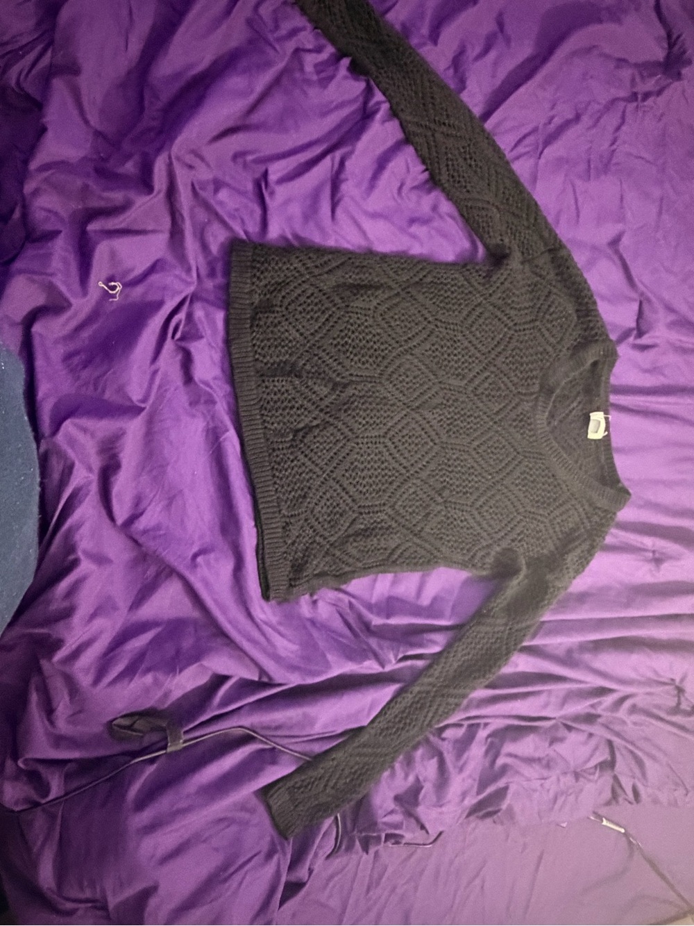 Classic Black Cable-Knit Crewneck Sweater - Women's